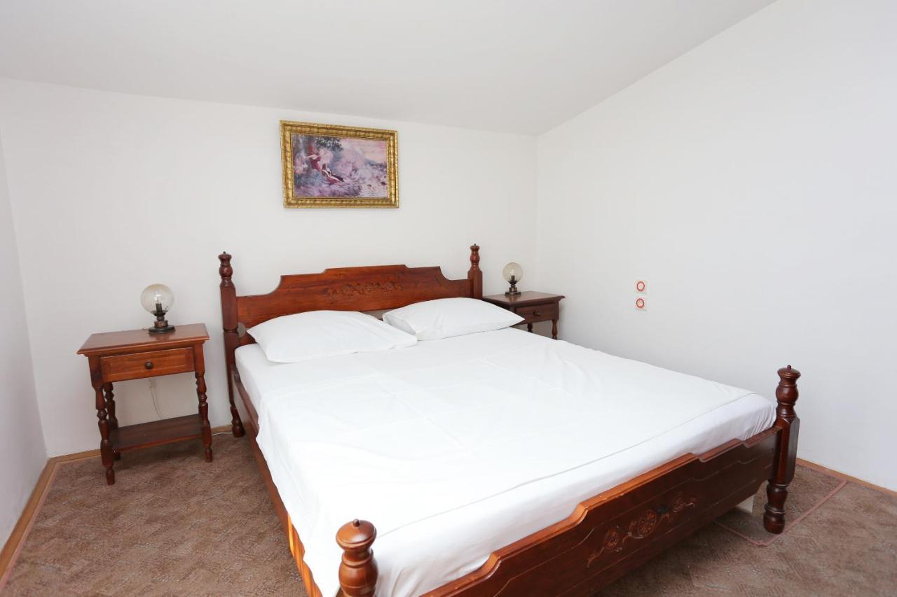 Apartments With A Parking Space Makarska - 9506 Екстер'єр фото